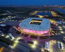 包含罗斯托夫队主场大获全胜，喜迎胜利的词条